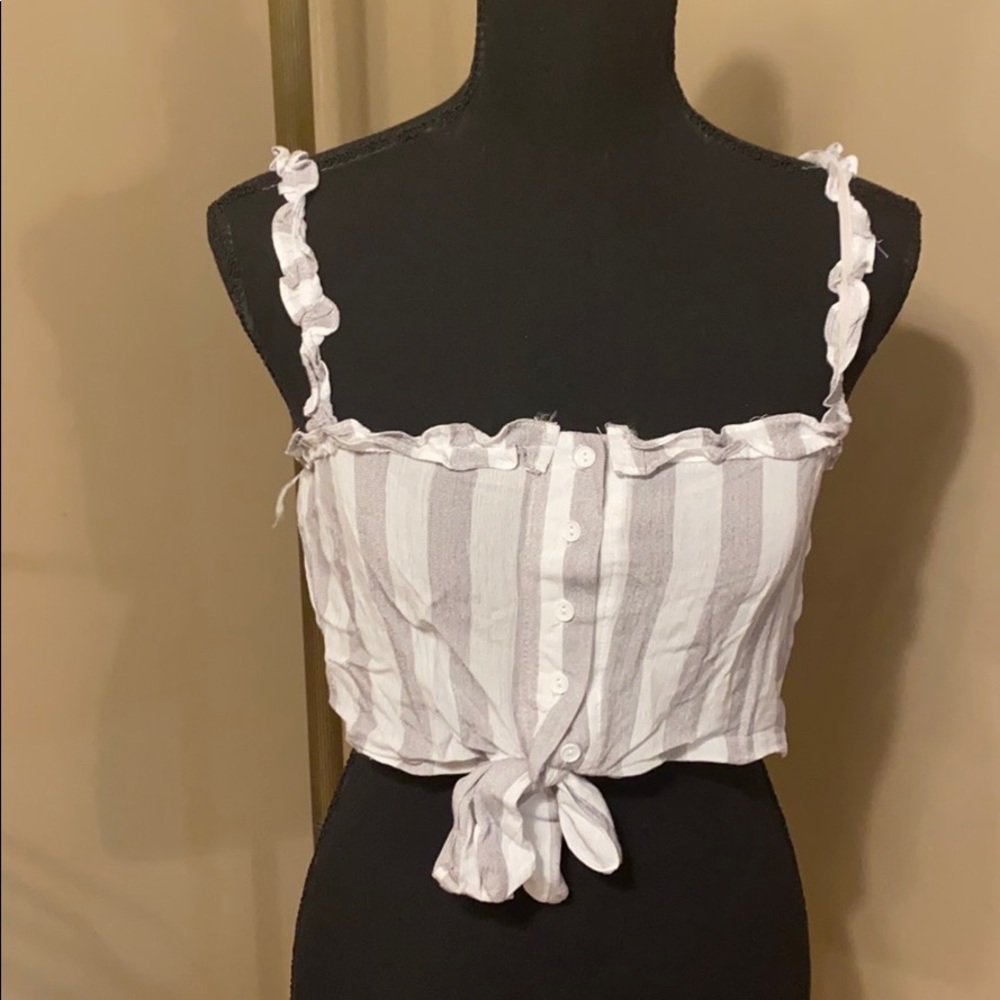 🛍2 for $20!! 🛍 NWT Super cute striped top